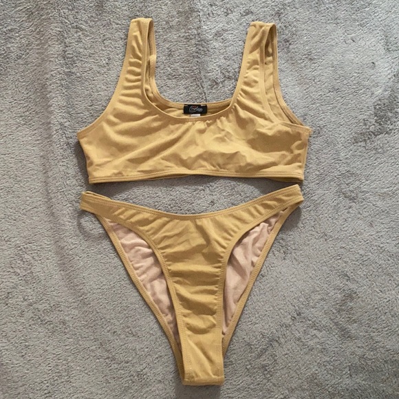 Swimsuit from Fashion Nova - Picture 2 of 2